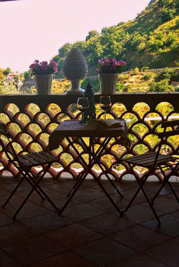 Casa Il Faro Villa Con Piscina Castelmola Ngoại thất bức ảnh